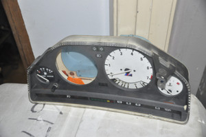1) C BMW OEM 1394088 USED PART EURO Instrument Cluster White dial no speedo VDO 616.044.4348 Euro All Parts 1) C BMW OEM 1394088 USED PART EURO Instrument Cluster White dial no speedo VDO 616.044.4348 Euro All Parts
