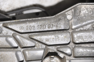 1) DD Mercedes Benz OEM 2028200208 124-820-25-07 Used Wiper Motor Transmission & Linkage no motor Behr Euro All Parts 1) DD Mercedes Benz OEM 2028200208 124-820-25-07 Used Wiper Motor Transmission & Linkage no motor Behr Euro All Parts