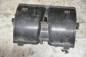 1) DD-36 BMW OEM 64118372793 Used BLOWER MOTOR COVER BEHR 06962 From: E90 325i 2004-2013 FITS: E90 & other Listed Vehicles Euro All Parts 1) DD-36 BMW OEM 64118372793 Used BLOWER MOTOR COVER BEHR 06962 From: E90 325i 2004-2013 FITS: E90 & other Listed Vehicles Euro All Parts