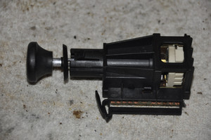 2) DH-18 BMW OEM 61311376001 1376001 HEAD LIGHT SWITCH BLACK TELEFUNKEN 304870 E30 E24 Euro All Parts 2) DH-18 BMW OEM 61311376001 1376001 HEAD LIGHT SWITCH BLACK TELEFUNKEN 304870 E30 E24 Euro All Parts