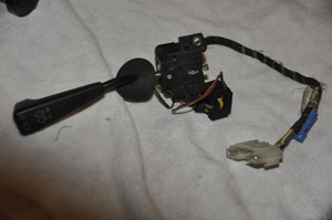 1) DH-47 BMW OEM 1377986 61311377986 Switch turn signal,dip-dim control From: E28 528E 535I 535is M5 524TD E28 528E 535I 535is M5 524TD Euro All Parts 1) DH-47 BMW OEM 1377986 61311377986 Switch turn signal,dip-dim control From: E28 528E 535I 535is M5 524TD E28 528E 535I 535is M5 524TD Euro All Parts