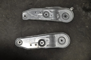 1) C-65 BMW 33326776149 OEM Used SUPPORT BRACKET LEFT & RIGHT 33326776149 3332 6776149 04 From: 2013 F06 650iX 33-32-6-776-149 33326776149 Euro All Parts 1) C-65 BMW 33326776149 OEM Used SUPPORT BRACKET LEFT & RIGHT 33326776149 3332 6776149 04 From: 2013 F06 650iX 33-32-6-776-149 33326776149 Euro All Parts