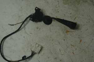 1) DH -3 BMW 61311372583 OEM Used WIPER SWITCH COLUMN TESTED BASIC VERSION w-6PIN LK 8370 From: 1985 E24 E30 635CSi M30B35 RWD Fits: 635CSi & other listed vehicles 1372583 Euro All Parts