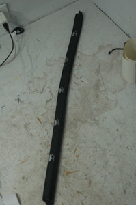1) DH -9 BMW 51217033785 OEM Used INSIDE DOOR WEATHER WINDOW SEAL FRONT LEFT TESTED w-FASTENERS APX. 28.5" - 73 cm HUTCH-SLS BMW E60 E61 From: 39448 E60 535xi SEDAN BLUE MONACOBLAU M54 AUTOMATIC Fits: 535xi APX. 28.5" = 73 cm Euro