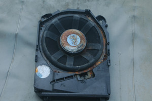 1) DH -4 BMW 65139143143 OEM Used WOOFER BASS SPEAKER LEFT TESTED w- ENCASEMENT 217BM089-OA From: 39753 E90 E91 E92 E93 E84 E81 E82 E88 E87 335xi N54 Fits: 335xi & other listed vehicles 6513 9144202-01 Euro All Parts 1) DH -4 BMW 65139143143 OEM Used WOOFER BASS SPEAKER LEFT TESTED w- ENCASEMENT 217BM089-OA From: 39753 E90 E91 E92 E93 E84 E81 E82 E88 E87 335xi N54 Fits: 335xi & other listed vehicles 6513 9144202-01 Euro All Parts