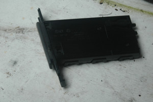 1) DH -22 BMW 51459174145 OEM Used CUP HOLDER DASH RIGHT PASSENGER TESTED FOLDING ASSEMBLY 01.01 LL From: July 2007 e92 328i space-grey metallic N52 6 cyl RWD Automatic Fits: 328i & other listed vehicles 221672 10 Euro All Parts 1) DH -22 BMW 51459174145 OEM Used CUP HOLDER DASH RIGHT PASSENGER TESTED FOLDING ASSEMBLY 01.01 LL From: July 2007 e92 328i space-grey metallic N52 6 cyl RWD Automatic Fits: 328i & other listed vehicles 221672 10 Euro All Parts