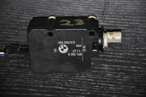 1) DH-23 BMW 67116987625 OEM Used ACTUATOR GAS DOOR VDO 406.204-3-3 200307.05 From: 1997 E39 528i SEDAN 67-11-6-987-625 67116987625 Euro All Parts