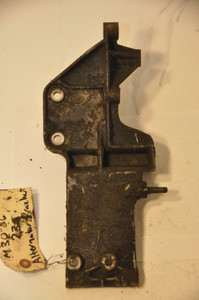 1) DH-26 BMW 12311708343 OEM Used ALTERNATOR BRACKET ENGINE 12745798 2 12-31-1-708-343 12311708343 fits: E28 E24 E23 Euro All Parts