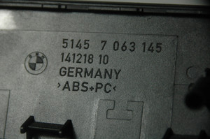 1) DH -3 BMW 64119122399 OEM Used CLIMATE CONTROLS CAB CENTER DASH TESTED 6411 9122398-01 From: May 28 2004 BMW e60 530i SEDAN SILVER Titan-silber M54 3.0L RWD AUTOMATIC Fits: e60 & other listed vehicles 64119122398 Euro All Parts 1) DH -3 BMW 64119122399 OEM Used CLIMATE CONTROLS CAB CENTER DASH TESTED 6411 9122398-01 From: May 28 2004 BMW e60 530i SEDAN SILVER Titan-silber M54 3.0L RWD AUTOMATIC Fits: e60 & other listed vehicles 64119122398 Euro All Parts