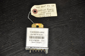 1) DH-30 MERCEDES-BENZ 001-545-80-01 OEM Used FUSE BOX 15458001 15458001 001-545-80-01 fits: E-CLASS SLK Euro All Parts 1) DH-30 MERCEDES-BENZ 001-545-80-01 OEM Used FUSE BOX 15458001 15458001 001-545-80-01 fits: E-CLASS SLK Euro All Parts