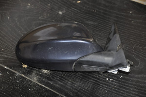 1) DH -34 BMW 51167189956 OEM KL51320 Used SPORT MIRROR RIGHT heated with glass - memory seats 51-16-7-189-956 From: 2005 330xi SEDAN Fits: E90 & other listed vehicles E1 Euro All Parts