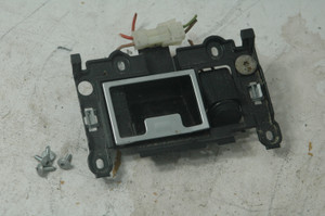 1) DH -4 BMW 51167034087 OEM Used ash tray FRONT CONSOLE ASSEMBLY TESTED 31425-0000 From: May 28 2004 BMW e60 530i SEDAN SILVER Titan-silber M54 3.0L RWD AUTOMATIC Fits: e60 & other listed vehicles 7034037 Euro All Parts 1) DH -4 BMW 51167034087 OEM Used ash tray FRONT CONSOLE ASSEMBLY TESTED 31425-0000 From: May 28 2004 BMW e60 530i SEDAN SILVER Titan-silber M54 3.0L RWD AUTOMATIC Fits: e60 & other listed vehicles 7034037 Euro All Parts