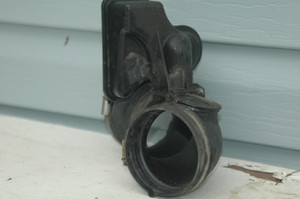 1) DH -4 BMW 13717536004 OEM Used AIR BOOT ENGINE AIR INTAKE w-CLAMPS 1371 7536004-05 From: July 2007 e92 328i space-grey metallic N52 6 cyl RWD Automatic Fits: 328i & other listed vehicles 109912 13 DE Euro All Parts 1) DH -4 BMW 13717536004 OEM Used AIR BOOT ENGINE AIR INTAKE w-CLAMPS 1371 7536004-05 From: July 2007 e92 328i space-grey metallic N52 6 cyl RWD Automatic Fits: 328i & other listed vehicles 109912 13 DE Euro All Parts