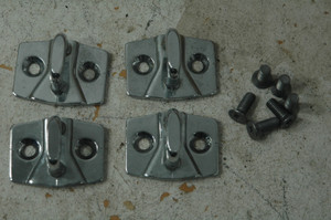 1) DH -5 BMW 51217148705 OEM Used DOOR STRIKER LOCK B-C PILLIAR L-R SET OF FOUR w7 FASTENERS KIEKENT 0064 From: June 2004 BMW e60 530i Sedan silver m54 Automatic Fits: e60 & other listed vehicles 714870 Euro All Parts 1) DH -5 BMW 51217148705 OEM Used DOOR STRIKER LOCK B-C PILLIAR L-R SET OF FOUR w7 FASTENERS KIEKENT 0064 From: June 2004 BMW e60 530i Sedan silver m54 Automatic Fits: e60 & other listed vehicles 714870 Euro All Parts