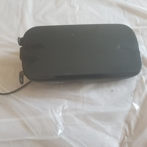 0) BMW OEM 511782044 USED 12 FUEL DOOR 540i '01 E39 5 Series Euro All Parts 0) BMW OEM 511782044 USED 12 FUEL DOOR 540i '01 E39 5 Series Euro All Parts