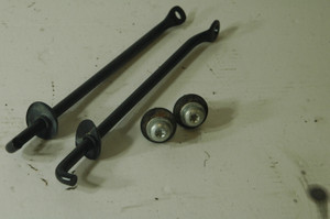 1) DH -99 BMW 72117119385 OEM Used SEATBELT ANCHOR RAIL CABIN FLOOR w-HARDWARE w-CAP 7069963 From: July 2007 e92 328i space-grey metallic N52 6 cyl RWD Automatic Fits: 328i & other listed vehicles 72118173746 Euro All Parts 1) DH -99 BMW 72117119385 OEM Used SEATBELT ANCHOR RAIL CABIN FLOOR w-HARDWARE w-CAP 7069963 From: July 2007 e92 328i space-grey metallic N52 6 cyl RWD Automatic Fits: 328i & other listed vehicles 72118173746 Euro All Parts