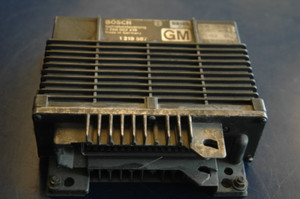 1) BOSCH 260002219 USED TCU TCM TRANSMISSION Computer GM BMW OEM E36 325i 1219587 GM GC63 24611219588 24611219587 24611421223 24611421623 24611219613 24611218545 Euro All Parts