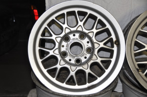 4) 15 IN 1093528 USED BMW OEM 7Jx15H2 IS20 Cross spoke style 29 Single Rim E39 Euro All Parts 4) 15 IN 1093528 USED BMW OEM 7Jx15H2 IS20 Cross spoke style 29 Single Rim E39 Euro All Parts