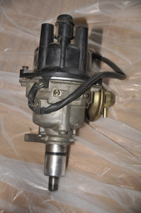 1) DD BMW 112111466326 2-11-1-466-326 OEM 12-11-1-289-845 (USED) Distributor H12110 E30 E21 E12 E28 M10 Euro All Parts 1) DD BMW 112111466326 2-11-1-466-326 OEM 12-11-1-289-845 (USED) Distributor H12110 E30 E21 E12 E28 M10 Euro All Parts