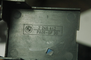 1) DD BMW 2246442 OEM 12422246442 12-42-2-246-442 (USED) BATTERY POST COVER E36 Euro All Parts 1) DD BMW 2246442 OEM 12422246442 12-42-2-246-442 (USED) BATTERY POST COVER E36 Euro All Parts