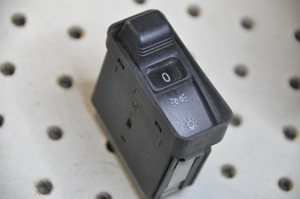 1) DD BMW 61318351235.1 HEAD LITE SWITCH VIMERCATI 549334011 E34 E31 Euro All Parts 1) DD BMW 61318351235.1 HEAD LITE SWITCH VIMERCATI 549334011 E34 E31 Euro All Parts