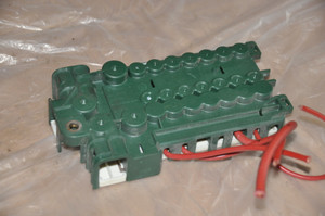 1) DD BMW 8387543 OEM 61-13-6-924-976 (USED) TRUNK BATTERY VOLTAGE REGULATOR E39 E53 61-13-8-387-541 Euro All Parts 1) DD BMW 8387543 OEM 61-13-6-924-976 (USED) TRUNK BATTERY VOLTAGE REGULATOR E39 E53 61-13-8-387-541 Euro All Parts
