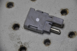 1) DD MERCEDES BENZ 0005404281 OEM USED Plug Socket 2 PRONG LK 10400343659 Euro All Parts 1) DD MERCEDES BENZ 0005404281 OEM USED Plug Socket 2 PRONG LK 10400343659 Euro All Parts