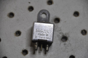 1) DD Mercedes Benz 0005422923 OEM USED RELAY SWF SS5206 FITS: w107 R107 SL Euro All Parts 1) DD Mercedes Benz 0005422923 OEM USED RELAY SWF SS5206 FITS: w107 R107 SL Euro All Parts