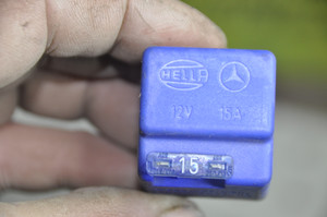 7) DD Mercedes Benz 0025420119 OEM 002-542-01-19 USED RELAY 12V 15 Amp 4-ROUND PRONG HELLA 4RA007077-03 Euro All Parts 7) DD Mercedes Benz 0025420119 OEM 002-542-01-19 USED RELAY 12V 15 Amp 4-ROUND PRONG HELLA 4RA007077-03 Euro All Parts
