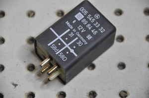 1) DD Mercedes Benz 0055453332 OEM A0045450832 USED RELAY Instrument Lighting SWF 898446 4-ROUND PIN W124 W126 W201 Euro All Parts 1) DD Mercedes Benz 0055453332 OEM A0045450832 USED RELAY Instrument Lighting SWF 898446 4-ROUND PIN W124 W126 W201 Euro All Parts