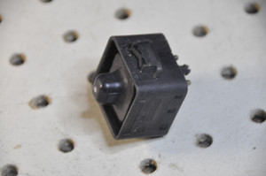 19) DD Mercedes Benz OEM 1248201810 Mirror Adjust Switch (USED) KRISTEN Fits: 300E 1990 W124 & Other Listed Vehicles Euro All Parts 19) DD Mercedes Benz OEM 1248201810 Mirror Adjust Switch (USED) KRISTEN Fits: 300E 1990 W124 & Other Listed Vehicles Euro All Parts