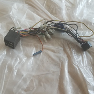 1) DD PRE-WIRED Pioneer RADIO CONNECTION (USED) E36 318i 325i 328i 318ti Euro All Parts