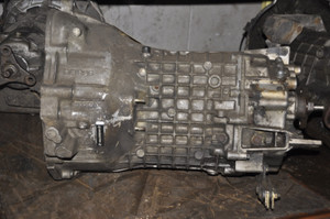 0) DD BMW Used OEM 23001221205 MANUAL TRANSMISSION 5spd GETRAG 2600134690 260 5.15-TNW H-SHIFT PATTERN Engine: m20 Vehicle: E30 E34 325i 88-90& OTHER LISTED VEHICLES Euro All Parts 0) DD BMW Used OEM 23001221205 MANUAL TRANSMISSION 5spd GETRAG 2600134690 260 5.15-TNW H-SHIFT PATTERN Engine: m20 Vehicle: E30 E34 325i 88-90& OTHER LISTED VEHICLES Euro All Parts