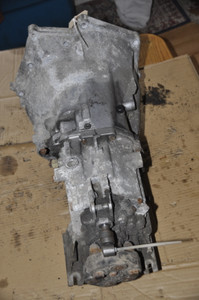 1) DD BMW Used OEM 23001434410 MANUAL TRANSMISSION 5spd GETRAG S5D 250G 1222223.9 220.0.022596 2.1 225 H-SHIFT PATTERN Engine: m50 Vehicle: E34 E39 E46 E36 318is 328is 528i & OTHER LISTED VEHICLES Euro All Parts 1) DD BMW Used OEM 23001434410 MANUAL TRANSMISSION 5spd GETRAG S5D 250G 1222223.9 220.0.022596 2.1 225 H-SHIFT PATTERN Engine: m50 Vehicle: E34 E39 E46 E36 318is 328is 528i & OTHER LISTED VEHICLES Euro All Parts