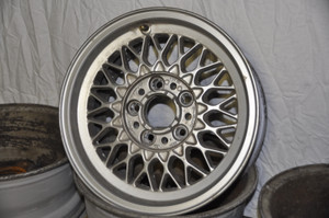 2) DD BMW OEM 1179774 USED STYLE 5 OEM ALLOY REPLACEMENT RIM 36111179774 Fits: E24 E32 E34 77-96 & other listed vehicles Euro All Parts 2) DD BMW OEM 1179774 USED STYLE 5 OEM ALLOY REPLACEMENT RIM 36111179774 Fits: E24 E32 E34 77-96 & other listed vehicles Euro All Parts