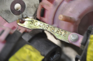 0) DD Mercedes Benz 9062000077 Used OEM Vacuum Operated HVAC / Door Lock Controller Behr 9040918892 Fits: w126 All Models & other listed vehicles Euro All Parts 0) DD Mercedes Benz 9062000077 Used OEM Vacuum Operated HVAC / Door Lock Controller Behr 9040918892 Fits: w126 All Models & other listed vehicles Euro All Parts