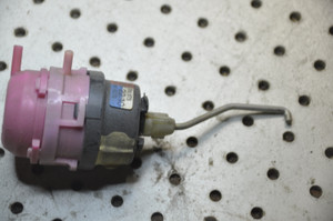 1) DD Mercedes Benz 8004375 Used OEM Vacuum Operated HVAC / Door Lock Controller Behr 9062200075 Euro All Parts 1) DD Mercedes Benz 8004375 Used OEM Vacuum Operated HVAC / Door Lock Controller Behr 9062200075 Euro All Parts