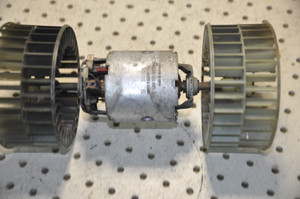 0) DD Mercedes BENZ 129-820-90-42 Used OEM BLOWER MOTOR 130111023 From: R129 Euro All Parts 0) DD Mercedes BENZ 129-820-90-42 Used OEM BLOWER MOTOR 130111023 From: R129 Euro All Parts