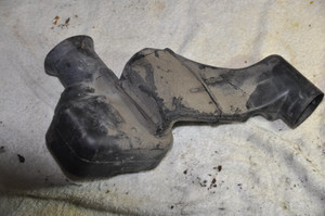 1) DD 12 BMW 1744462 Used OEM Resonator E39 528i 12311744460 12-31-1-744-460 (12-31-1-744-460) Euro All Parts 1) DD 12 BMW 1744462 Used OEM Resonator E39 528i 12311744460 12-31-1-744-460 (12-31-1-744-460) Euro All Parts