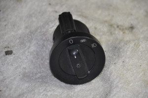 1) DH BMW 549391011 Used OEM Fog lamp switch 61318363686 Fits: E38 E39 & other listed vehicles Euro All Parts 1) DH BMW 549391011 Used OEM Fog lamp switch 61318363686 Fits: E38 E39 & other listed vehicles Euro All Parts