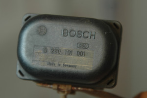 2) DH-12-2 BMW 13621286679 (USED) OEM BOSCH 0280101001 3 FLAT PINS Barometric Pressure - MAP Sensor 1985-1991 E30 E28 E24 E23 Euro All Parts 2) DH-12-2 BMW 13621286679 (USED) OEM BOSCH 0280101001 3 FLAT PINS Barometric Pressure - MAP Sensor 1985-1991 E30 E28 E24 E23 Euro All Parts