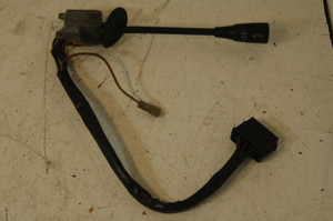 1) DH-2 BMW 1357011 (USED) OEM K 8356 61311352636 61-31-1-352-636 WIPER CONTROL 1968-1976 1602 2002 2002tii Euro All Parts