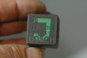1) DH-27 141125-1275 BMW 61361388911 MERCEDES VOLVO HARLEY DAVIDSON (USED) OEM RELAY BOSCH 0332014151 30A 12V BLACK WITH GREEN J 4 FLAT PINS Euro All Parts 1) DH-27 141125-1275 BMW 61361388911 MERCEDES VOLVO HARLEY DAVIDSON (USED) OEM RELAY BOSCH 0332014151 30A 12V BLACK WITH GREEN J 4 FLAT PINS Euro All Parts