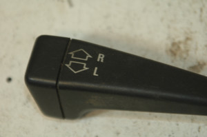 1) DH-27 BMW 1368259 (USED) E3857.2 OEM LK 9100 SAE 0880 TURN SIGNAL SWITCH 61311368258 61-31-1-368-258 1984-1985 E28 Euro All Parts 1) DH-27 BMW 1368259 (USED) E3857.2 OEM LK 9100 SAE 0880 TURN SIGNAL SWITCH 61311368258 61-31-1-368-258 1984-1985 E28 Euro All Parts