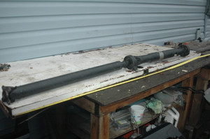 0) DD-3 BMW 26111229557 OEM 1229557 USED Manual Driveshaft 5 spd E46 320i 323i 325i m52 m54 6 CYL 1997 to 2007 26111229557 26117523925 26111229557 Euro All Parts 0) DD-3 BMW 26111229557 OEM 1229557 USED Manual Driveshaft 5 spd E46 320i 323i 325i m52 m54 6 CYL 1997 to 2007 26111229557 26117523925 26111229557 Euro All Parts