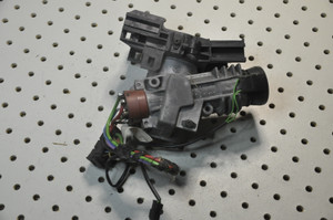 0) BMW OEM 1095825 USED STEERING LOCK W SWITCH - NO KEY 1995 318i E36 32321095825 08.08.98 32311162088 Fits: E36 318i 1995 & other listed vehicles Euro All Parts 0) BMW OEM 1095825 USED STEERING LOCK W SWITCH - NO KEY 1995 318i E36 32321095825 08.08.98 32311162088 Fits: E36 318i 1995 & other listed vehicles Euro All Parts