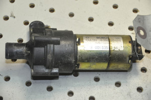 1) Mercedes Benz OEM 11835364 USED CIRCULATION PUMP BOSCH 1992 400E W124 BOSCH 392020026 Fits: W124 400E 1992 & other listed vehicles Euro All Parts 1) Mercedes Benz OEM 11835364 USED CIRCULATION PUMP BOSCH 1992 400E W124 BOSCH 392020026 Fits: W124 400E 1992 & other listed vehicles Euro All Parts