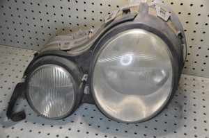 1) Mercedes Benz OEM PY 21W 1156 N 0 210-820-15-61 USED RIGHT HEAD LIGHT ASSEMBLY 210-820-15-61 Fits: W210 E 320 1995-2002 & other listed vehicles Euro All Parts 1) Mercedes Benz OEM PY 21W 1156 N 0 210-820-15-61 USED RIGHT HEAD LIGHT ASSEMBLY 210-820-15-61 Fits: W210 E 320 1995-2002 & other listed vehicles Euro All Parts