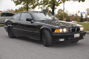DISMANTLED - E36 EY32000 Coupe D BMW e36 318is 4 Cyl M44 1.9L 2 dr  Black on Gray EY32000 for sale