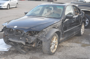DISMANTLED - E46 PG08516 Sedan B BMW e46 330xi Built Jan 2002 M54 6 Cyl Manual 2000-2006 PG08516